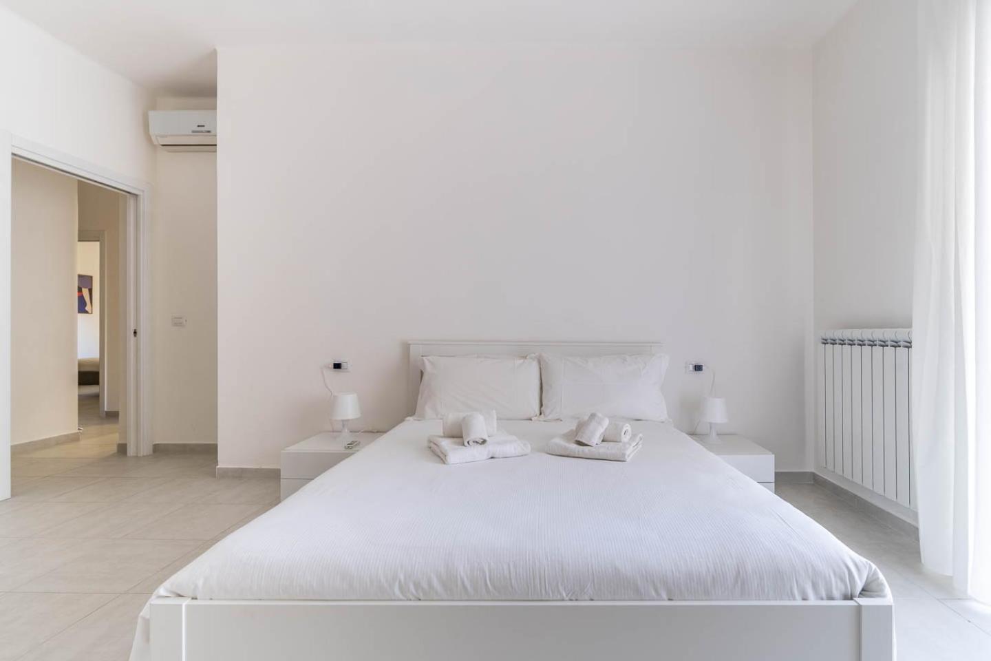 Apartmán Dimora Manzoni - Bari Center Exteriér fotografie